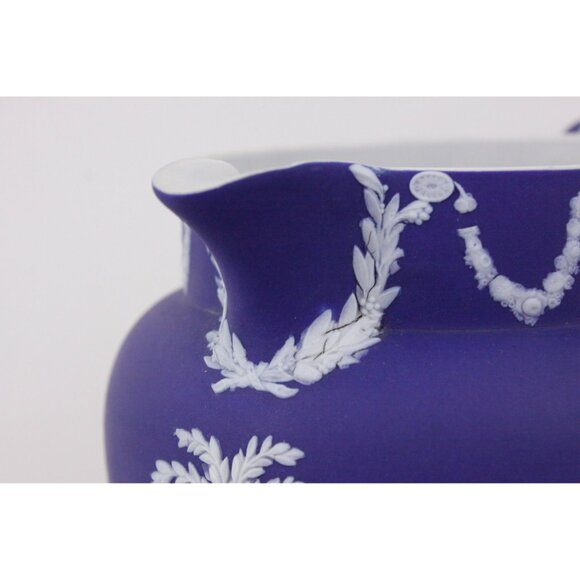 Antique Wedgwood Jasperware Dutch jug 6”, 1906 dark cobalt blue pitcher - Picture 10 of 10